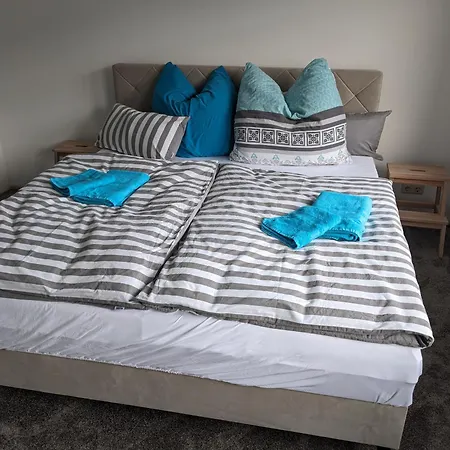 Atelier-maisonette-wohnung In Hoehenkirchen-siegertsbrunn Im Landkreis Muenchen Appartement *